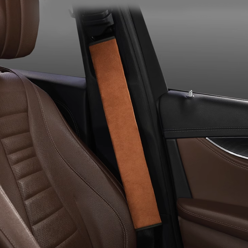 Kryt bezpečnostního pásu SilkLeather - ochrana krku a možnost loga