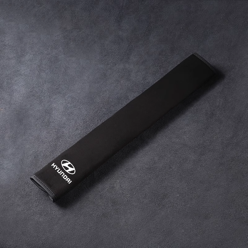 Kryt bezpečnostního pásu SilkLeather - ochrana krku a možnost loga