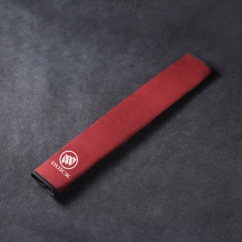 Kryt bezpečnostního pásu SilkLeather - ochrana krku a možnost loga