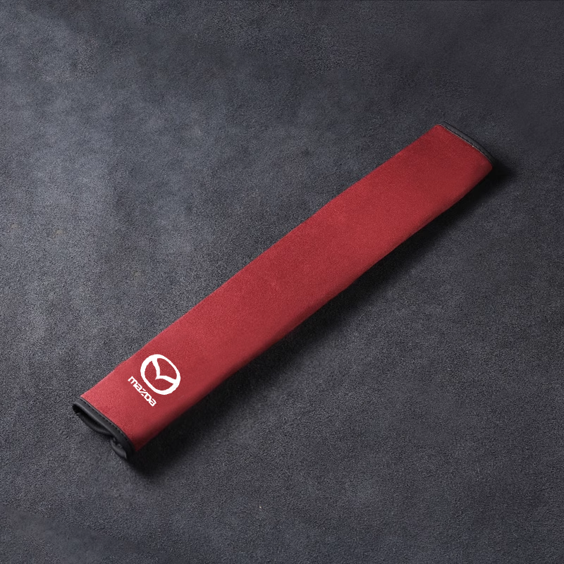 Kryt bezpečnostního pásu SilkLeather - ochrana krku a možnost loga