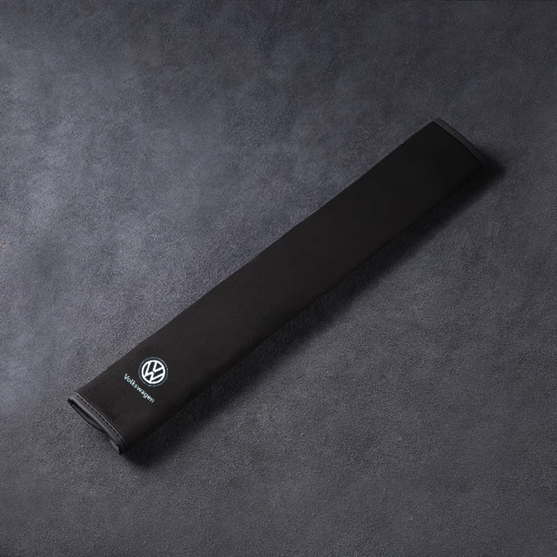 Kryt bezpečnostního pásu SilkLeather - ochrana krku a možnost loga