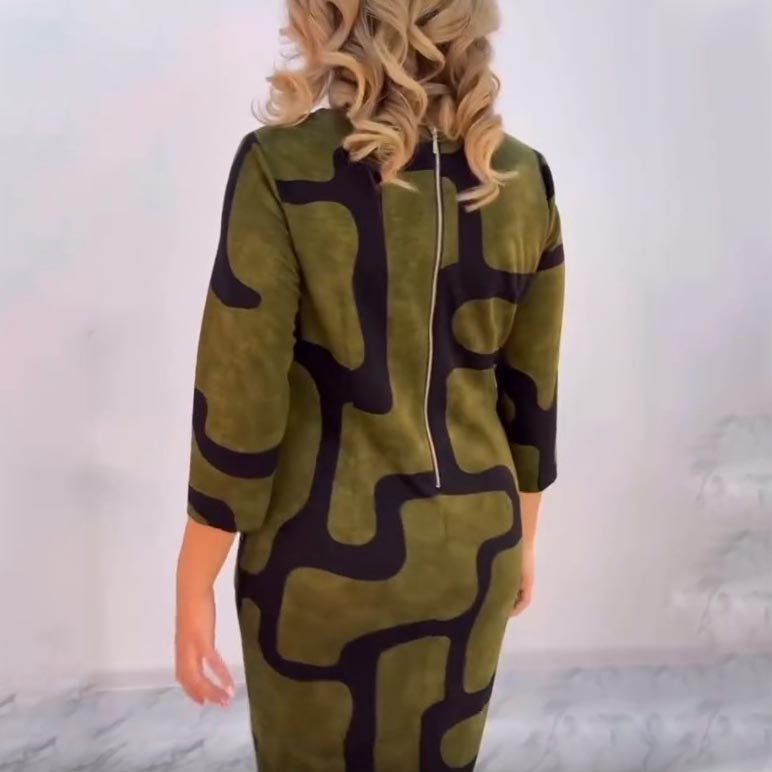 Elegantní dámské šaty s kulatým výstřihem
