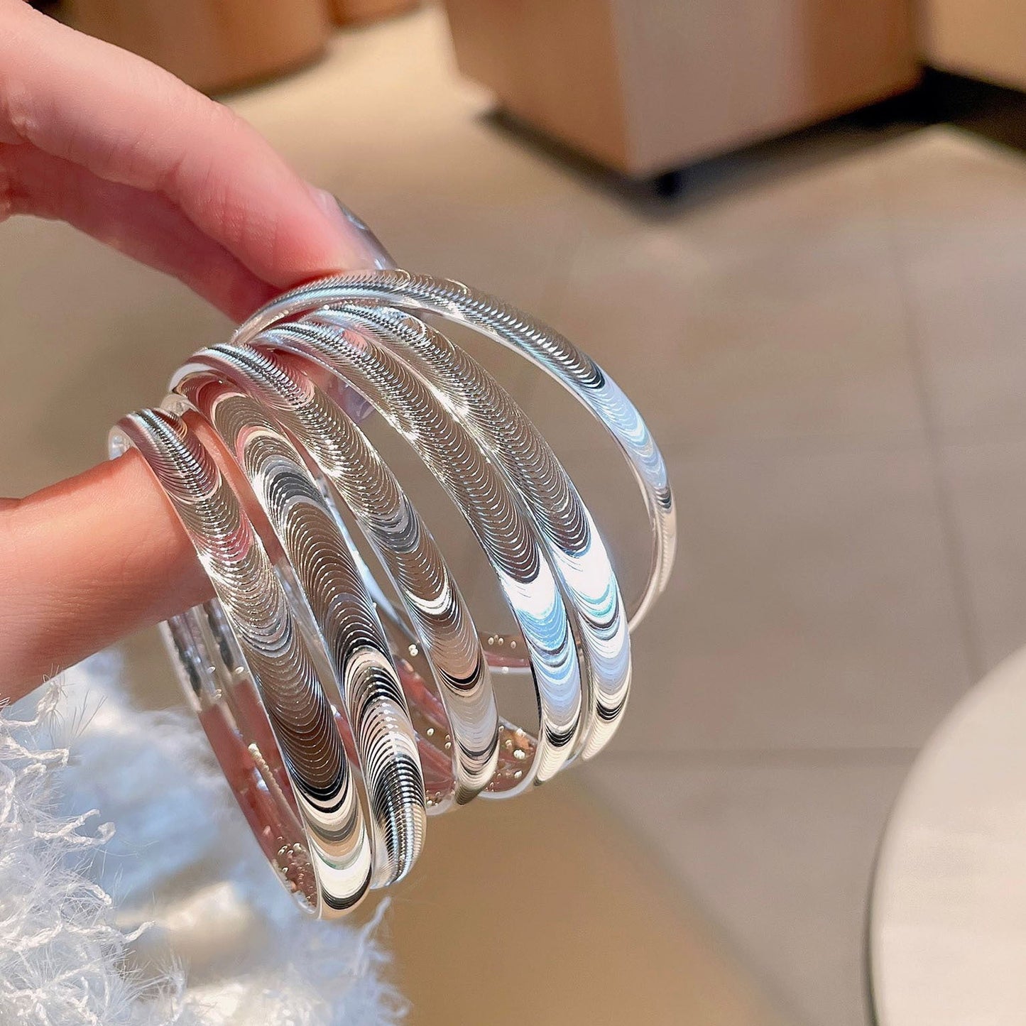 ✨🌙 Przyciągnij wszystkie spojrzenia – bransoletka z polerowanym kamieniem kociego oka 🌙✨