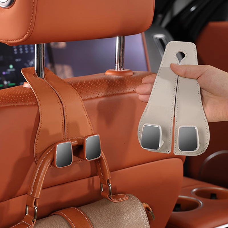 Prémiový háček na autosedačku LUXHOOK – Personalizace loga a úspora místa